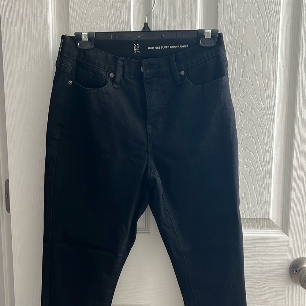 Black high rise skinny jeans